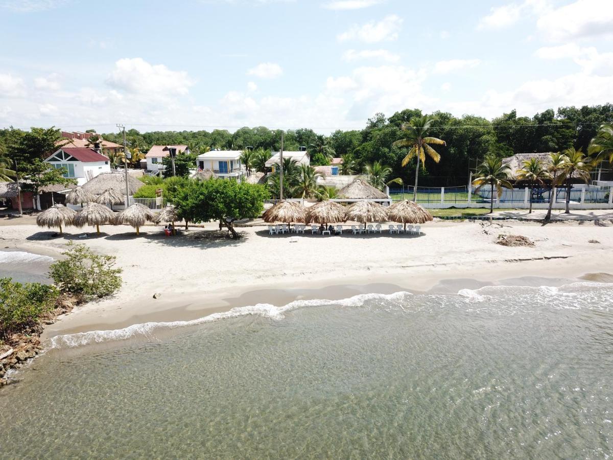 Hotel Cabana Playa Danray Coveñas エクステリア 写真
