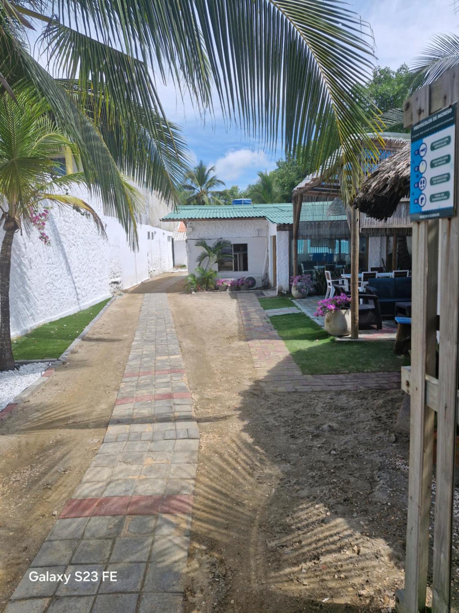 Hotel Cabana Playa Danray Coveñas エクステリア 写真
